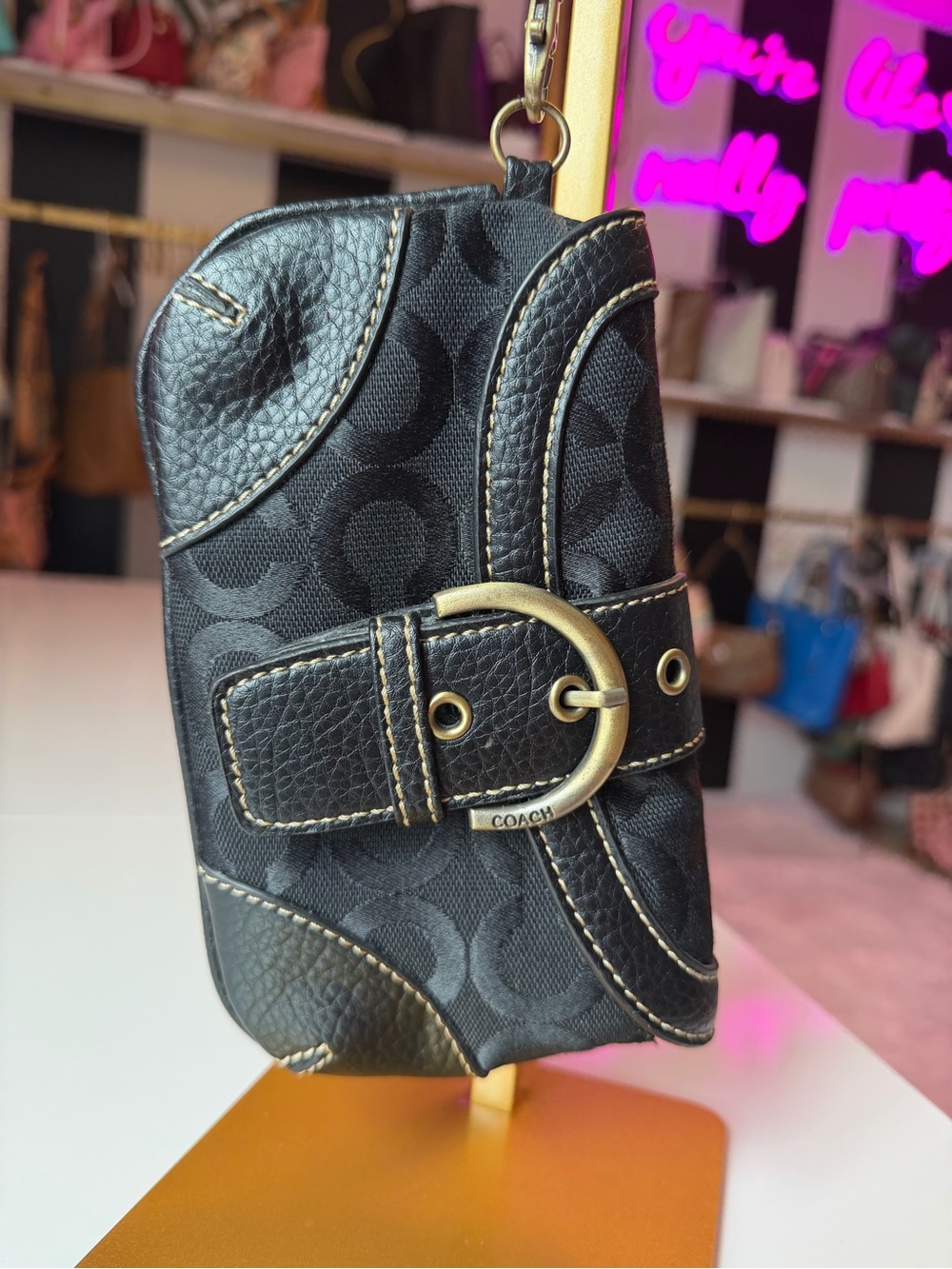 Vintage 2004 Coach Soho Signature C Buckle Wristlet Black Y2K Bag Rare